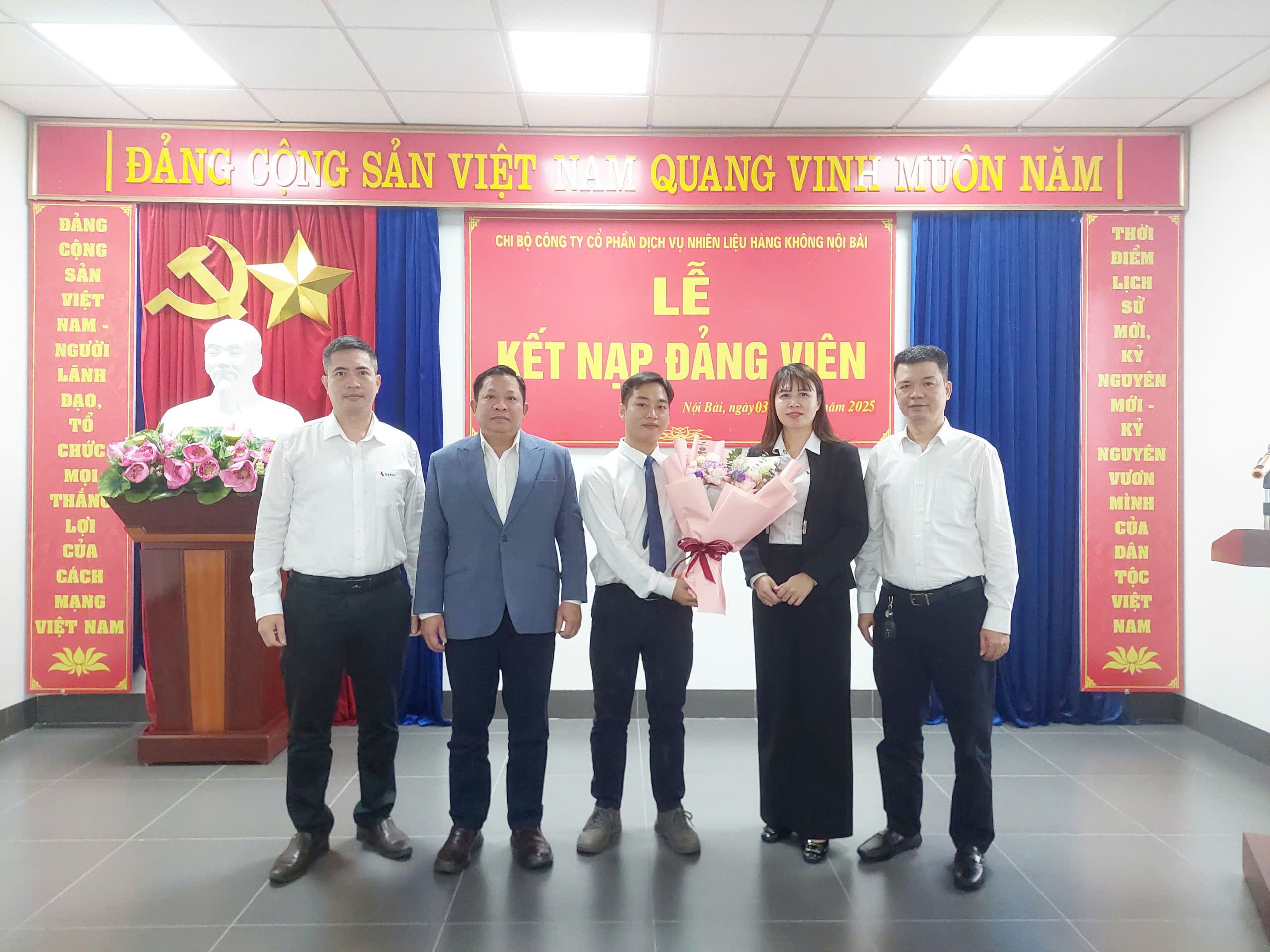 Lễ kết nạp Đảng viên tháng 11/2025